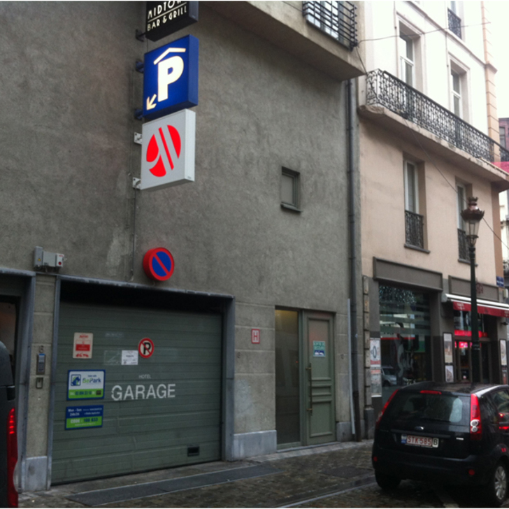 Parking Public BEPARK BOURSE - HÔTEL MARRIOTT (Couvert) Bruxelles 