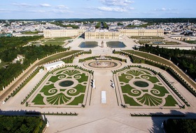 Parkings Château de Versailles à Versailles - Réservez au meilleur prix