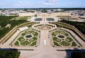 Parcheggi Reggia di Versailles a Versailles - Prenota al miglior prezzo