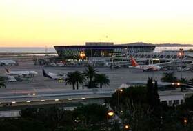 Nice-Côte d'Azur Airport car parks - Book at the best price