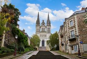 Parkings Cathédrale Saint-Maurice à Angers - Réservez au meilleur prix