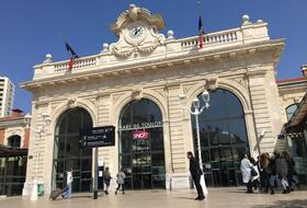 Parkings Gare de Toulon à Toulon - Réservez au meilleur prix