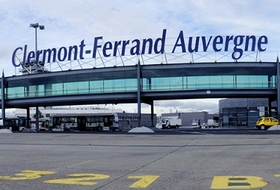 Parkeerplaatsen Luchthaven Clermont-Ferrand-Auvergne - Boek tegen de beste prijs