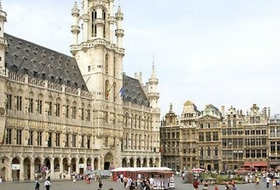 Estacionamento Grand-Place: Preços e Ofertas  - Parque de zonas turísticas | Onepark