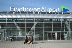 Eindhoven airport car parks - Book at the best price
