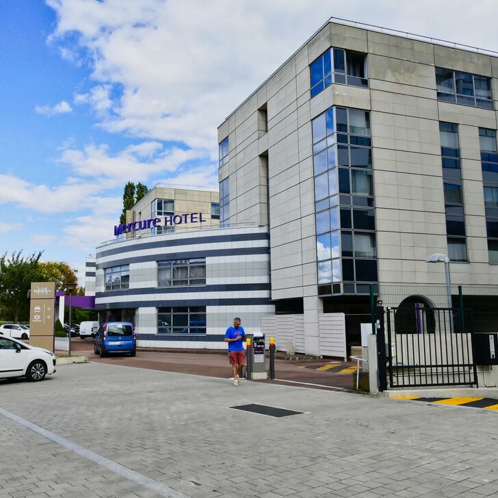 MERCURE PARIS MASSY GARE TGV Hotel Car Park (Covered) in ...