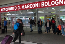 Parcheggi Aeroporto di Bologna - Prenota al miglior prezzo