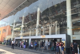 Parkings Aéroport de Naples-Capodichino - Réservez au meilleur prix