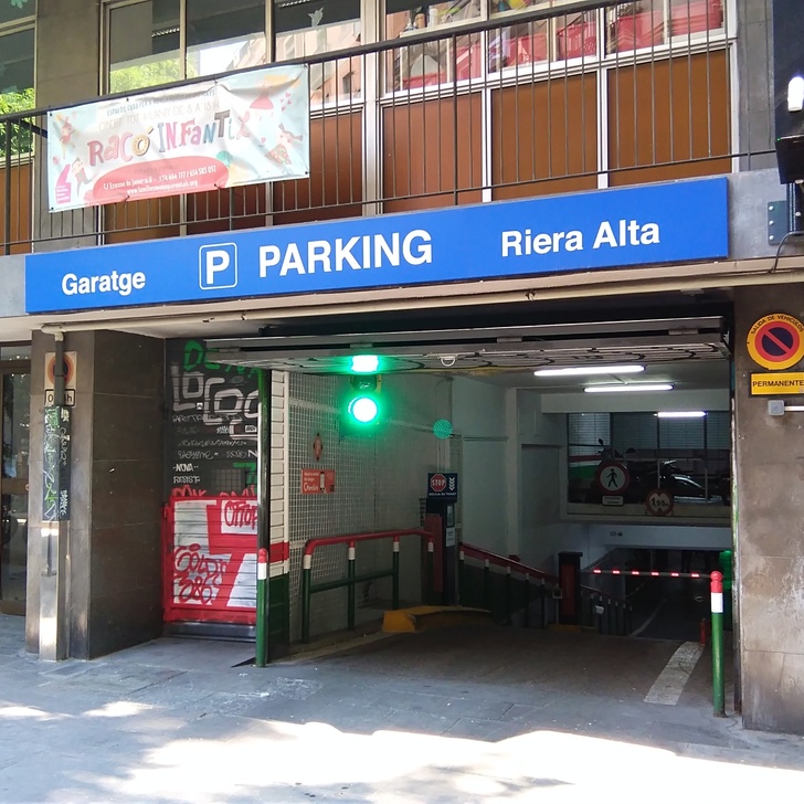 Parking Public RIERA ALTA (Couvert) Barcelona