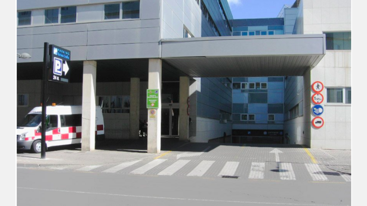 Parking Public HOSPITAL REINA SOFÍA (Couvert)