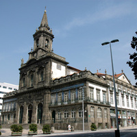 Trindade car park: prices and subscriptions - City center car park | Onepark