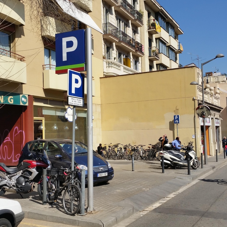 Parking Public N.N. TRAVESSERA (Couvert) Barcelona