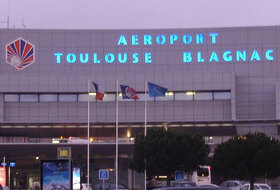 Toulouse-Blagnac Airport car parks - Book at the best price