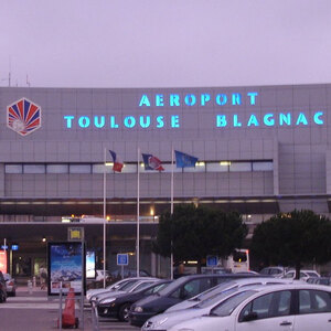 Parking Aéroport de Toulouse-Blagnac - Réservez au meilleur prix