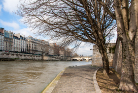Parkings Quai de Seine à Paris - Réservez au meilleur prix