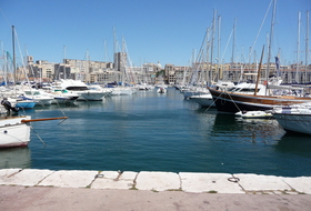 Parkings Quai Rive Neuve à Marseille - Réservez au meilleur prix