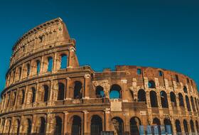 Rome: tous les parkings car parks in Roma - Book at the best price