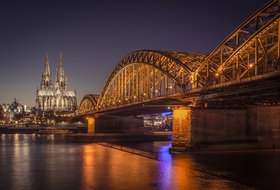 Car parks in Köln - Book at the best price