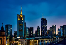 Car parks in Frankfurt - Book at the best price