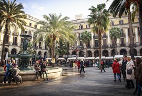 Parkeerplaatsen in het centrum van Barcelona - Boek tegen de beste prijs