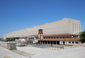 Parkplätze Gare de Saragosse-Delicias in Zaragoza - Buchen Sie zum besten Preis