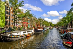 Netherlands car parks - Book at the best price
